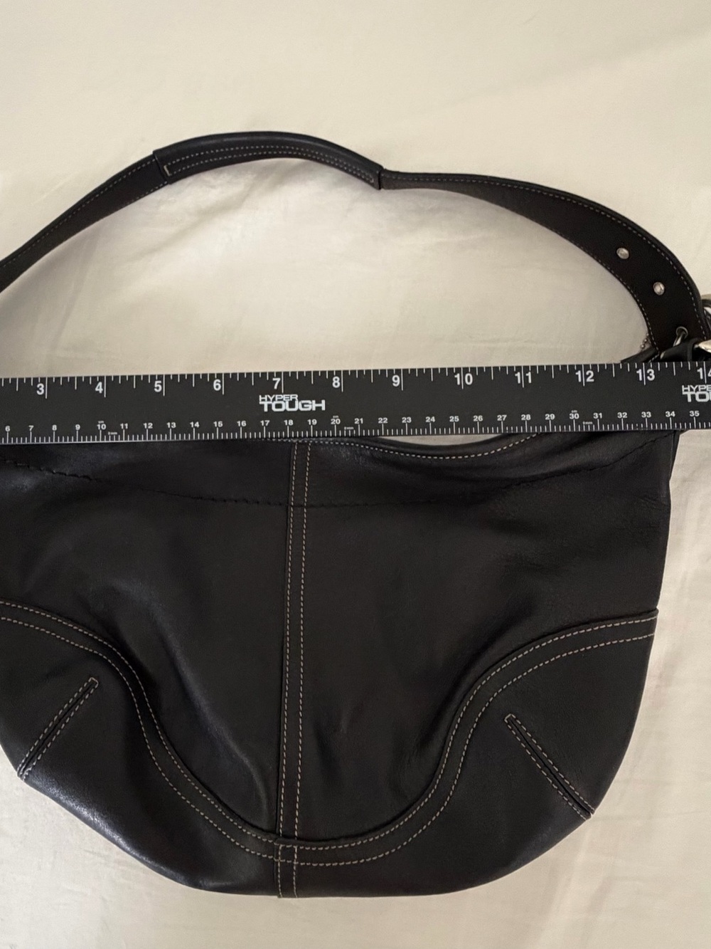 Vintage Coach Black Leather Hobo shoulder bag  with White Contrast Stitching- in - Picture 4 of 11